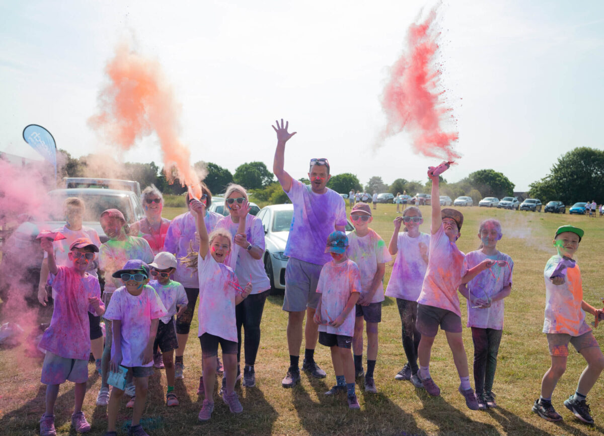 Colour Dash 7042 scaled aspect ratio 405 292