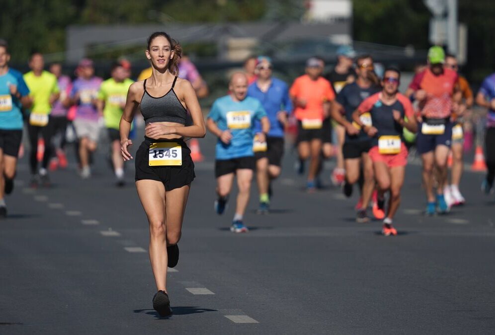 Lady Marathon Runner 2380551639 aspect ratio 288 195