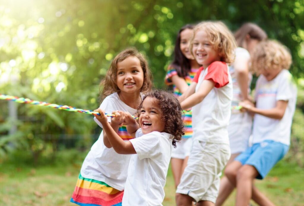 Kids Tug of War 2255493425 aspect ratio 288 195