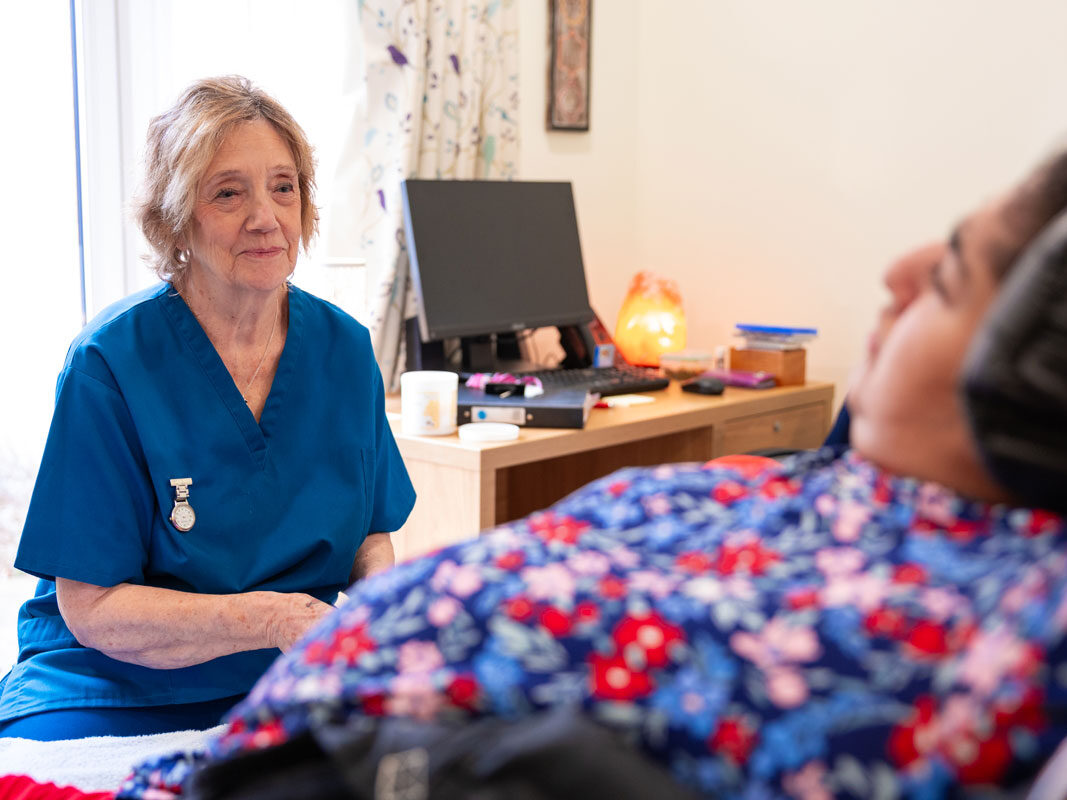 Keech Hospice Nurse Patient 0001 aspect ratio 400 300