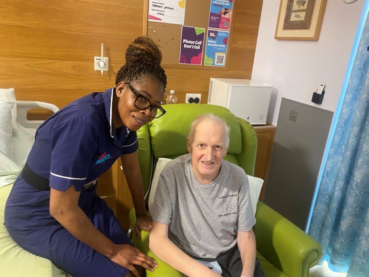 Nurse with adult patient on Keech AIPU