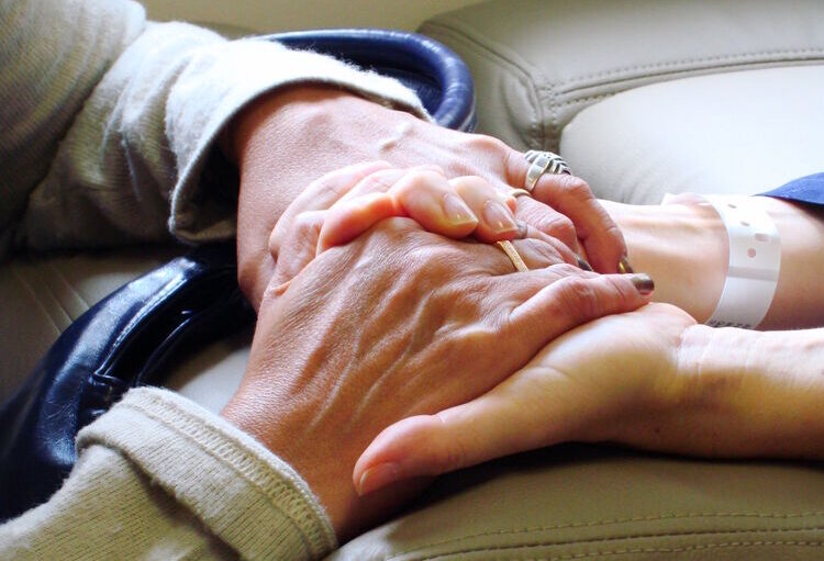 hands original aspect ratio 750 511