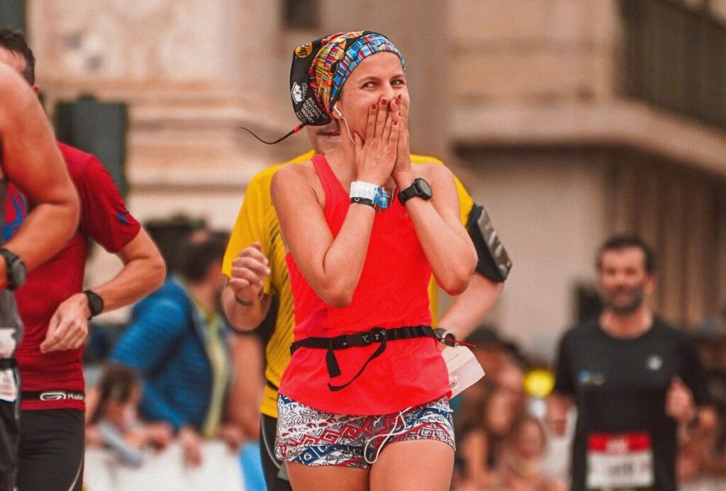 Charity Run 9948005 aspect ratio 288 195