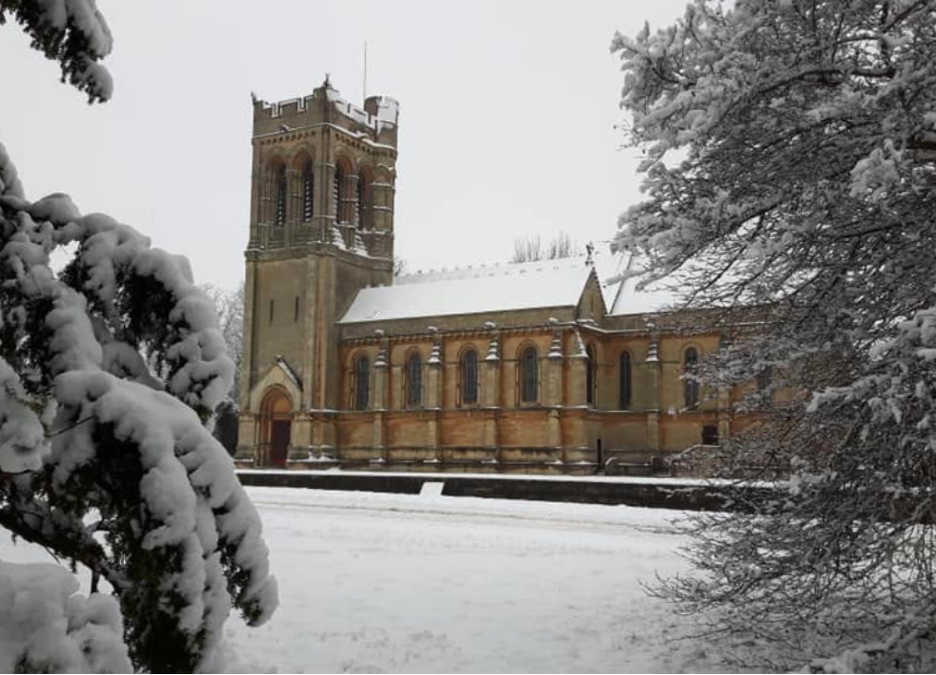 Carol Concert Church aspect ratio 405 292